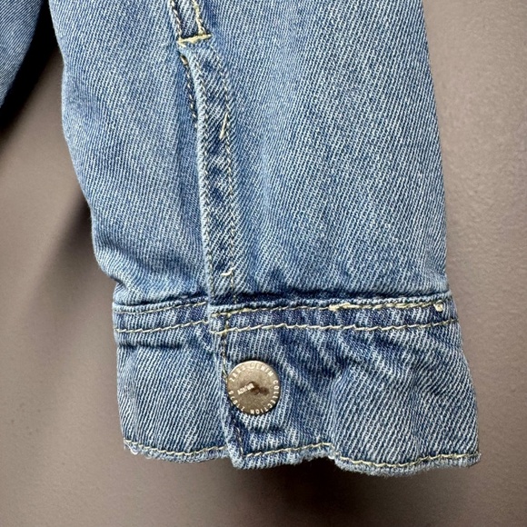 Women's Zara Light Blue Wash Denim Button Down Shirt with Snap Buttons - Picture 6 of 9